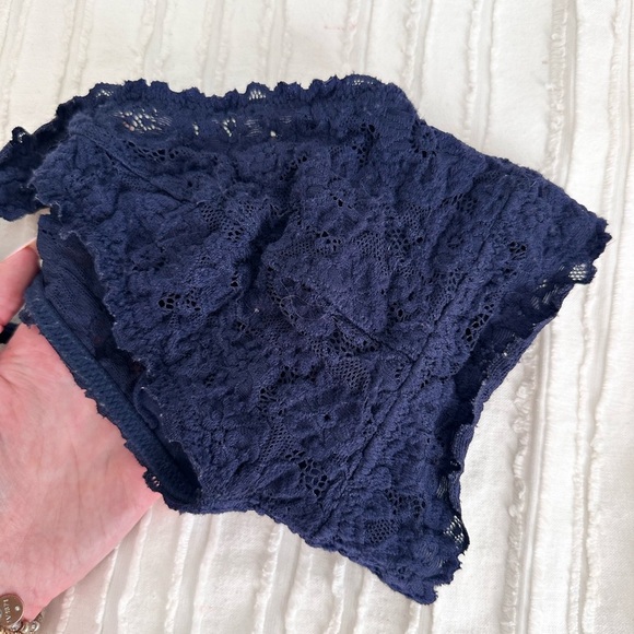 Aerie Navy Halter Lace Bralette Size S D - Picture 4 of 4